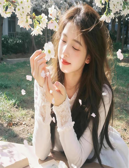 《阿芬的幸福修练》隐藏彩蛋发现指南：细节与彩蛋寻找攻略，演员访谈